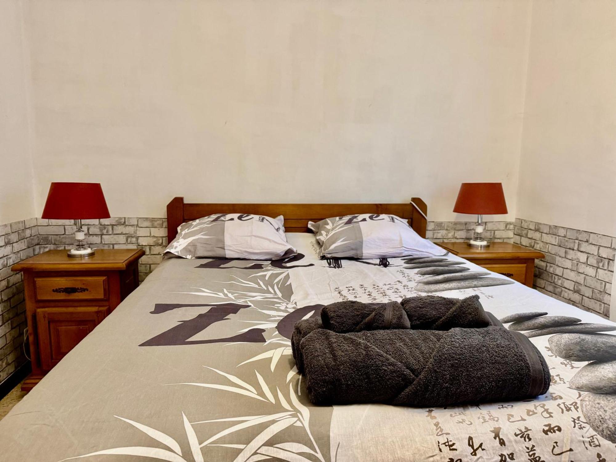 Appartement F3 De 60 M² Au Rez De Chaussee D'Une Villa Vezenobres 外观 照片