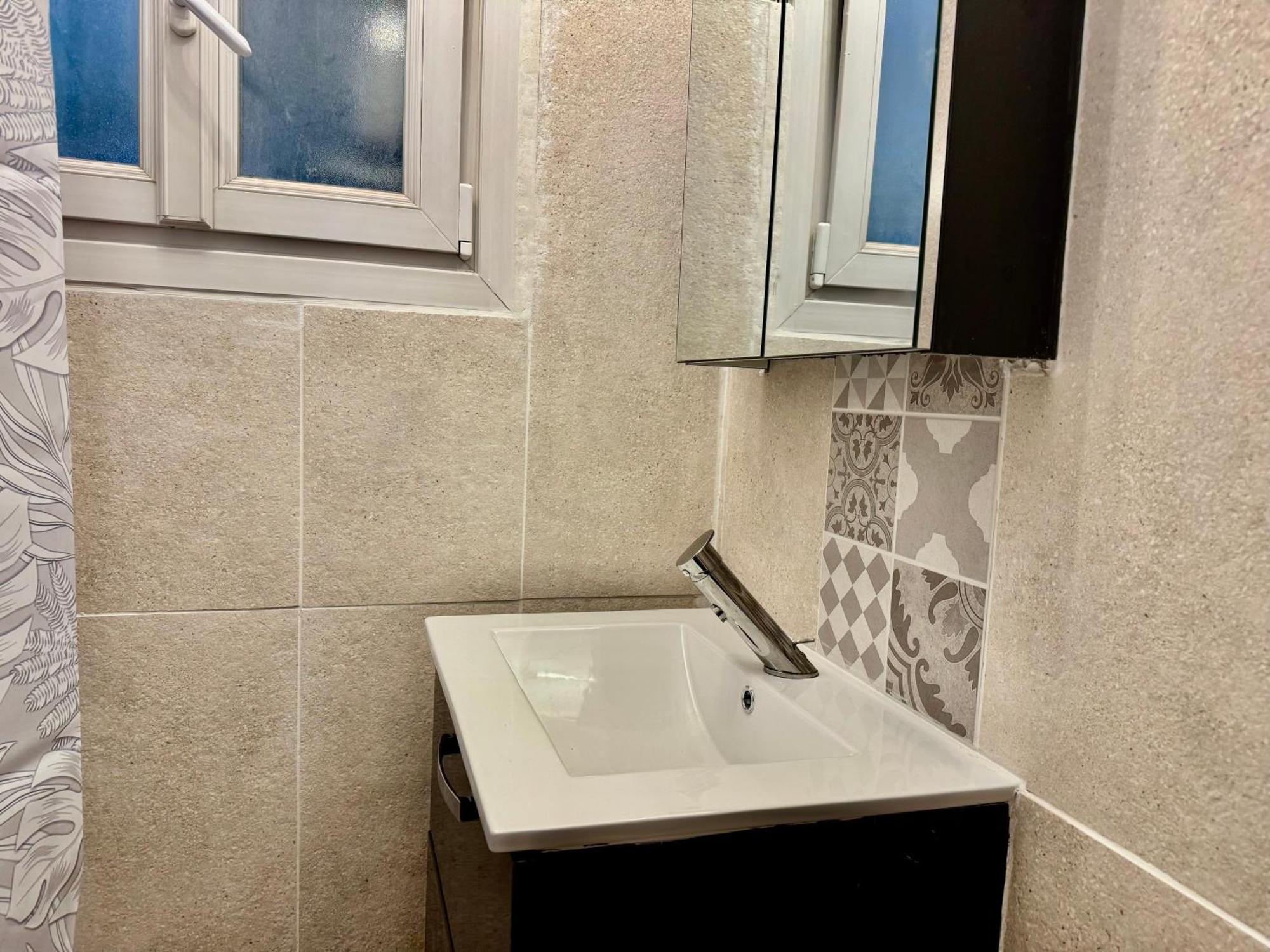 Appartement F3 De 60 M² Au Rez De Chaussee D'Une Villa Vezenobres 外观 照片